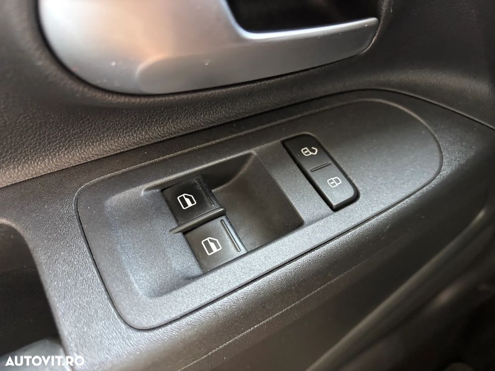 Volkswagen up! - 18