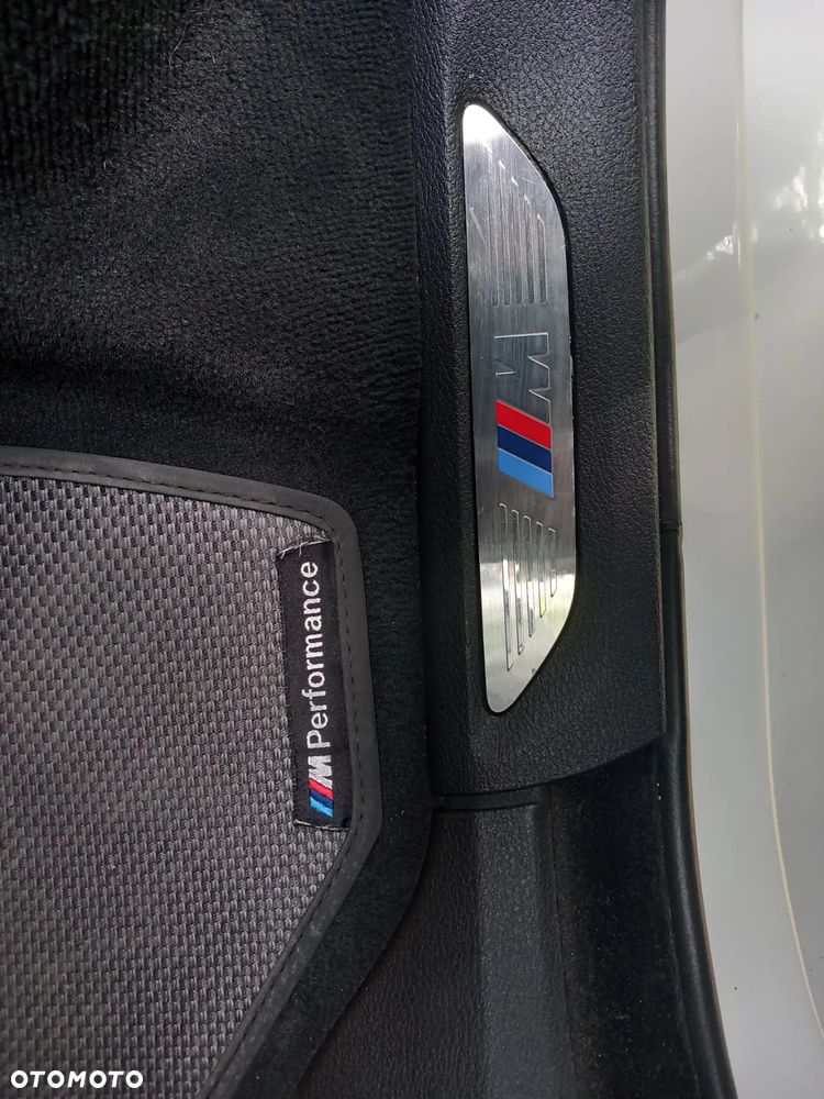 BMW X6 xDriveM50d - 27