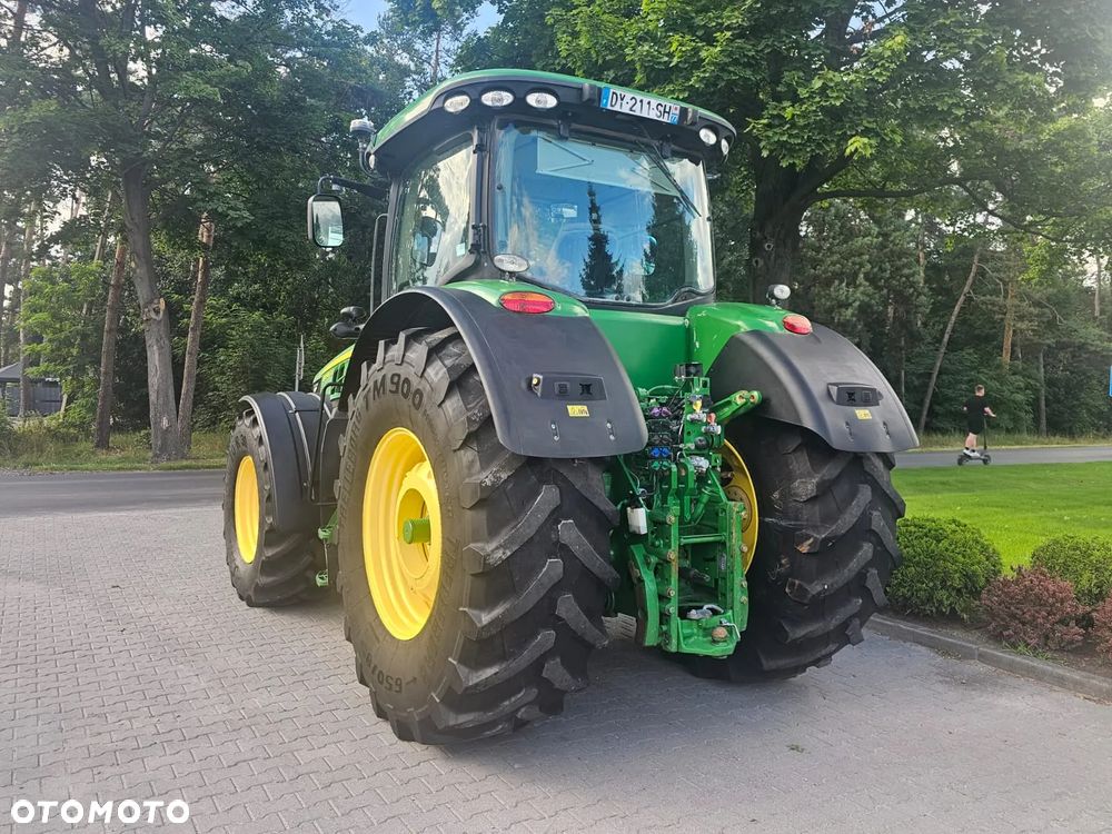 John Deere 8245R - 6