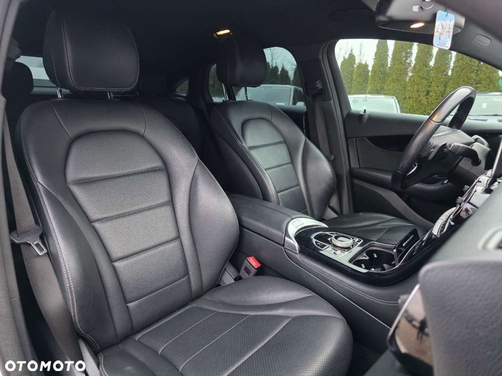 Mercedes-Benz GLC - 14