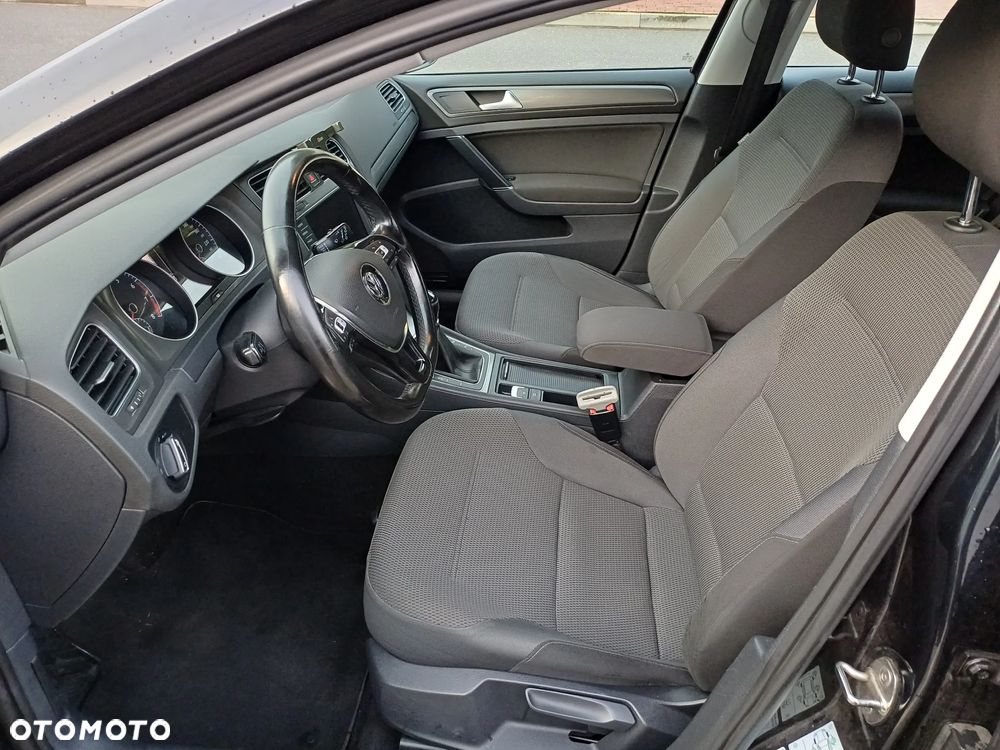 Volkswagen Golf 1.4 TSI BMT Comfortline - 13