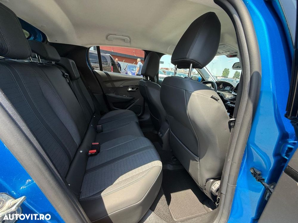 Peugeot 208 - 30