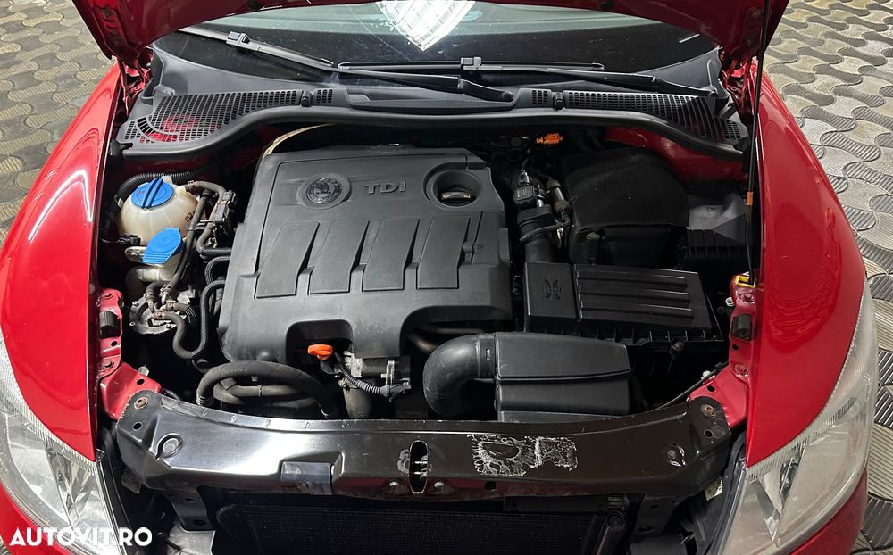 Skoda Octavia 1.6 TDI DPF 4x4 Ambition - 10