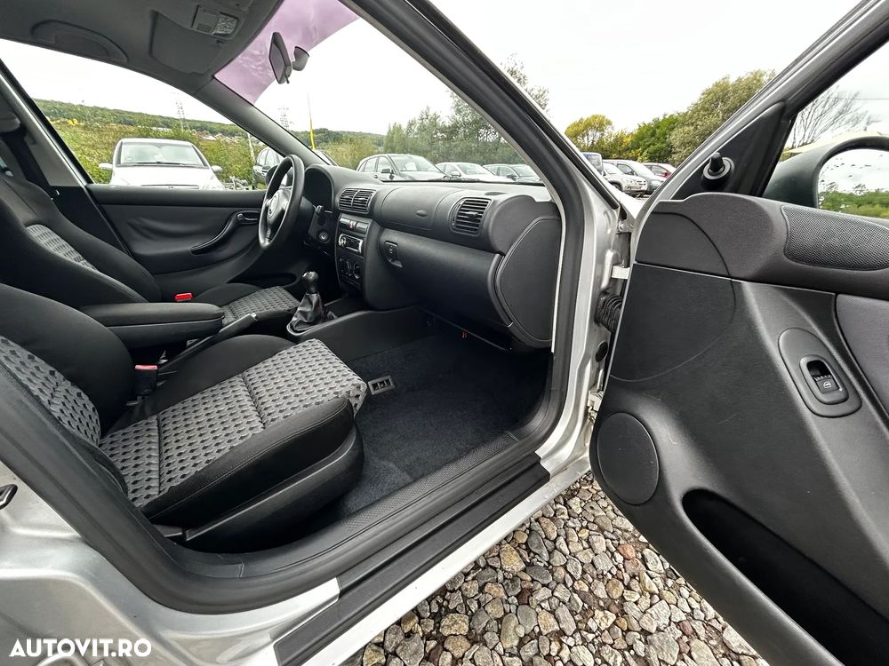 Seat Leon 1.6 16V Stella - 19