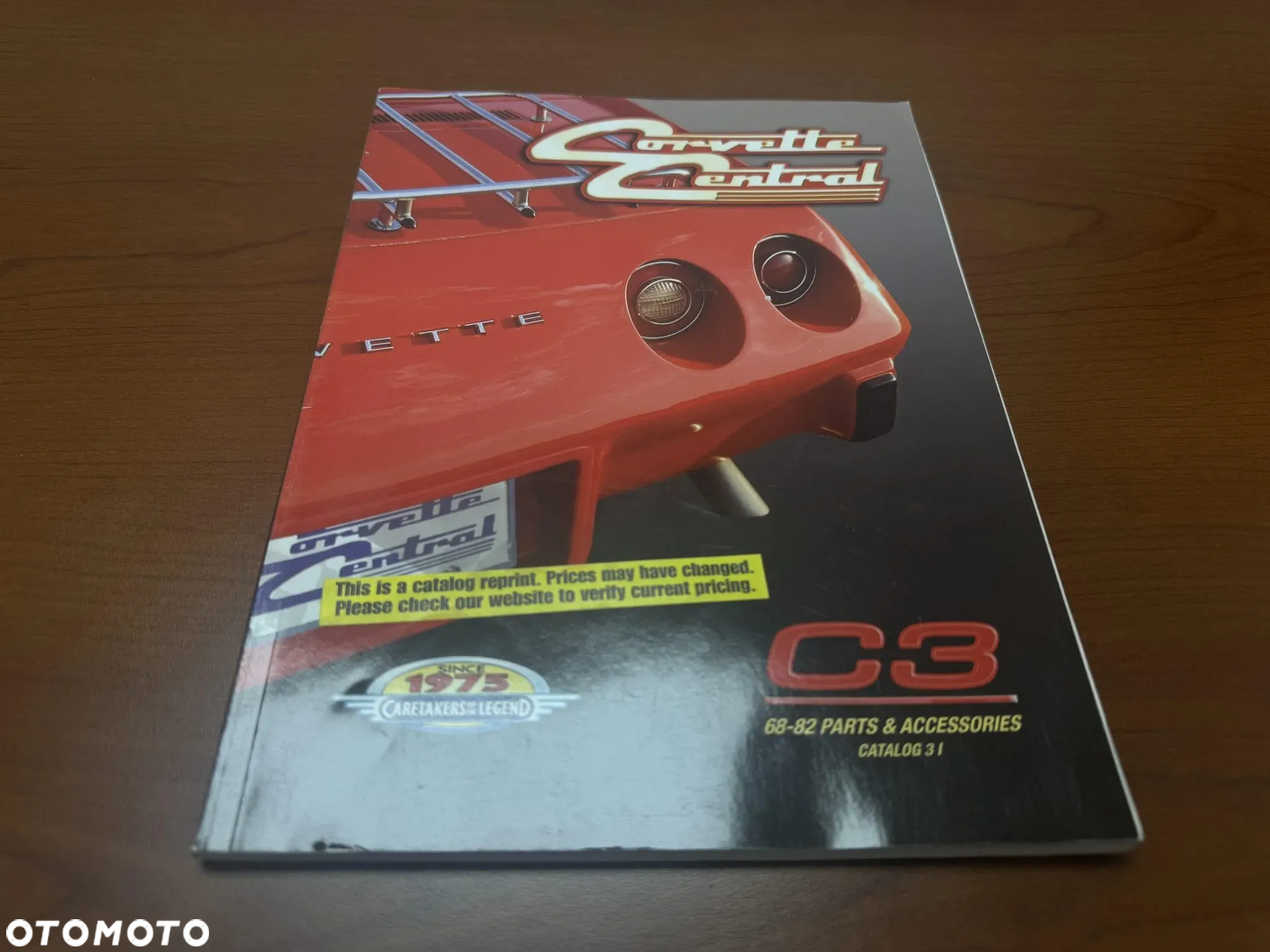 Chevrolet Corvette - 12