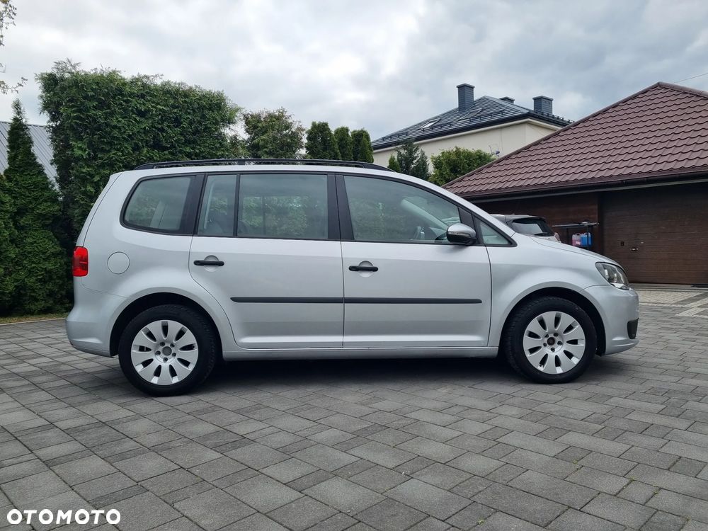 Volkswagen Touran 1.6 TDI DPF BlueMotion Technology STYLE - 19