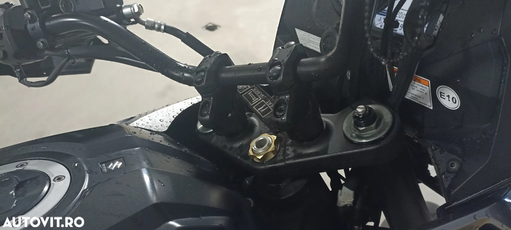 Suzuki DL 1000 V-Strom - 3