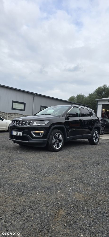Jeep Compass - 1