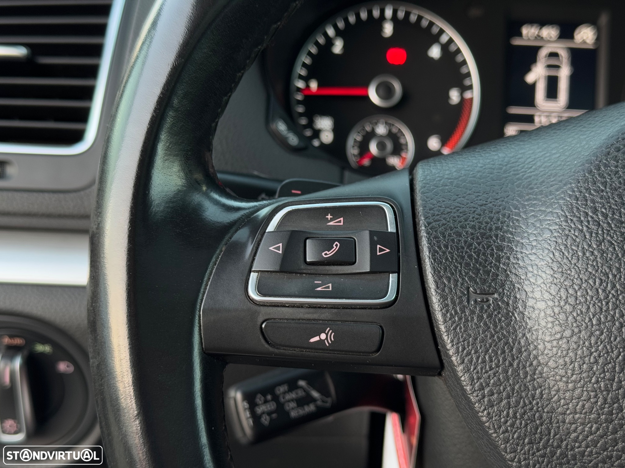 VW Sharan 2.0 TDI DSG Highline - 17