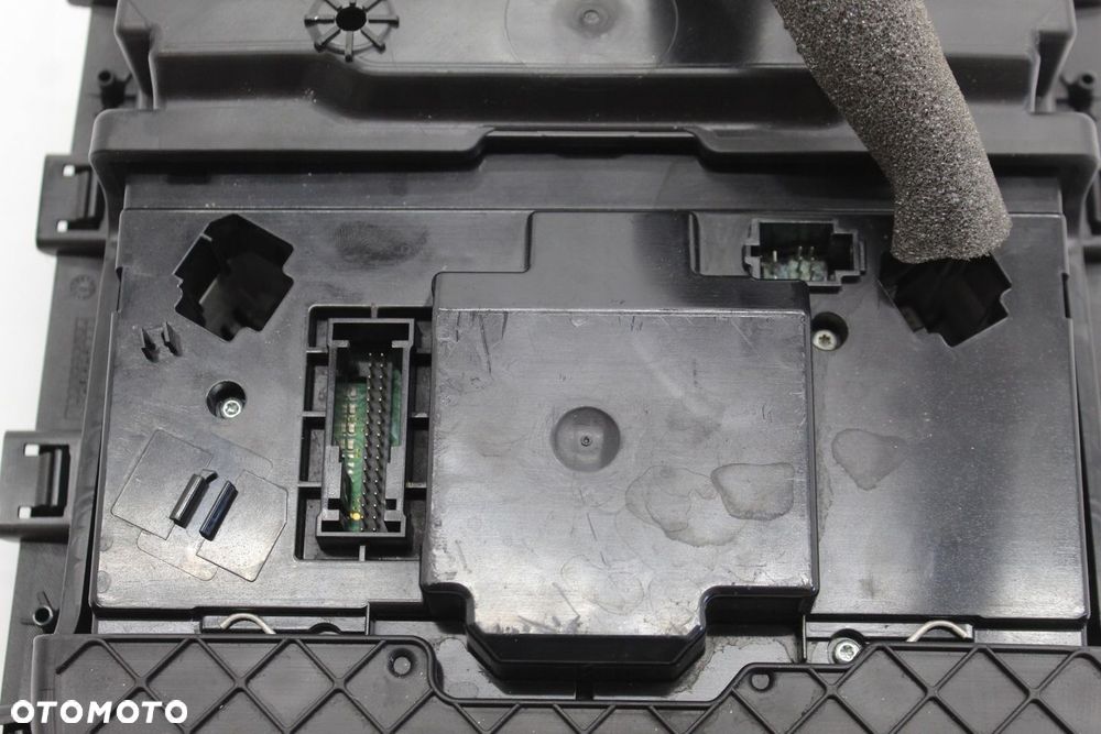 MERCEDES SPRINTER W907 LAMPKA KABINY - 4