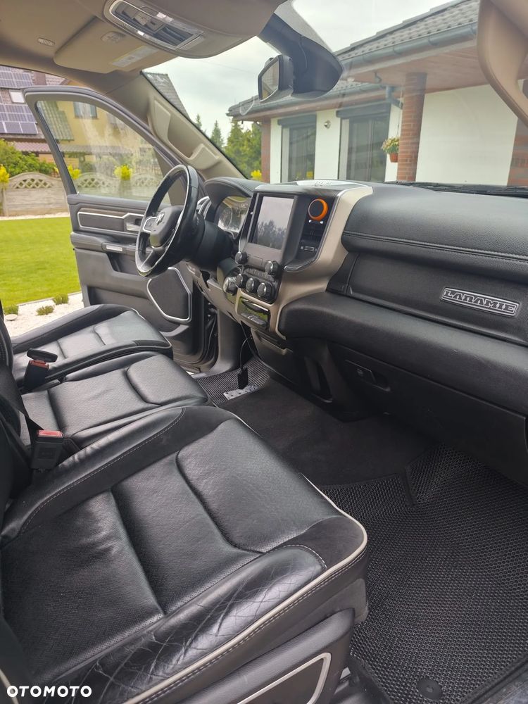 RAM 1500 5.7 Quad Cab Laramie - 10