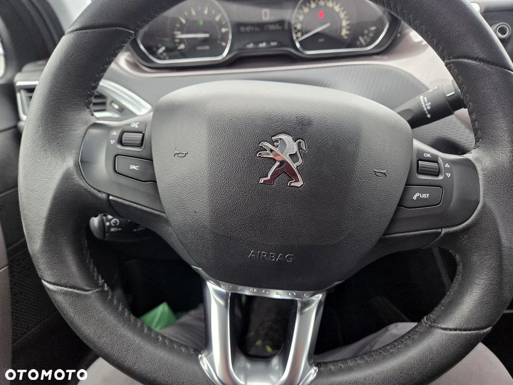 Peugeot 2008 PureTech 82 Access - 10