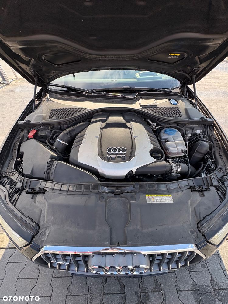 Audi A6 Allroad - 13