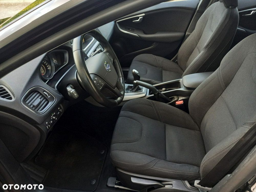 Volvo V40 D2 Kinetic - 30