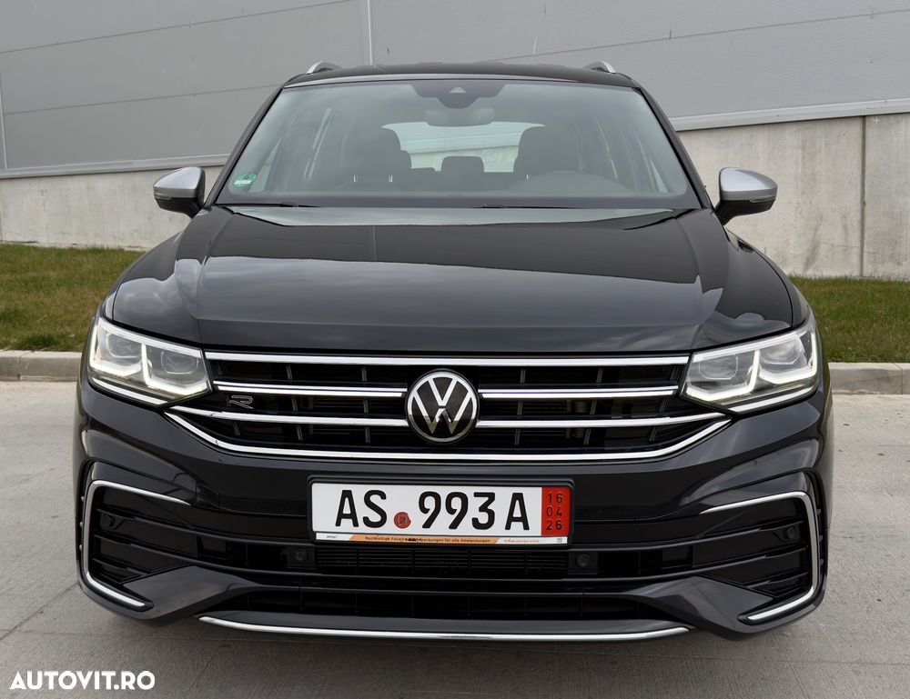 Volkswagen Tiguan 2.0 TDI SCR 4MOTION DSG R-Line - 24