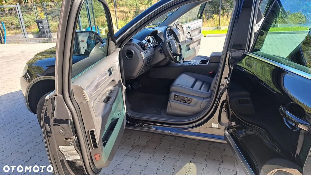 Volkswagen Touareg - 18