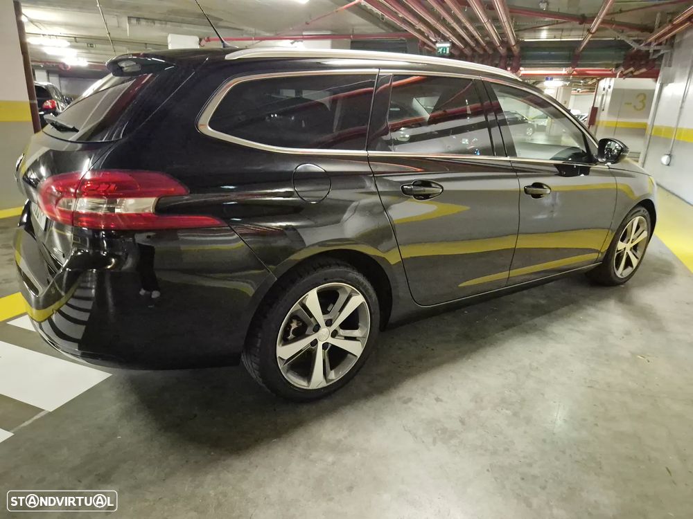 Peugeot 308 SW 1.6 BlueHDi Style - 11