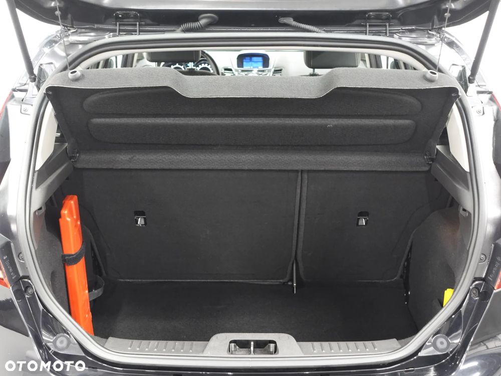 Ford Fiesta 1.5 TDCi Celebration - 24