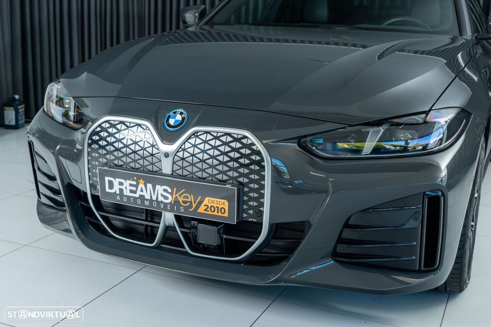 BMW i4 eDrive40 Pack Desportivo M - 40