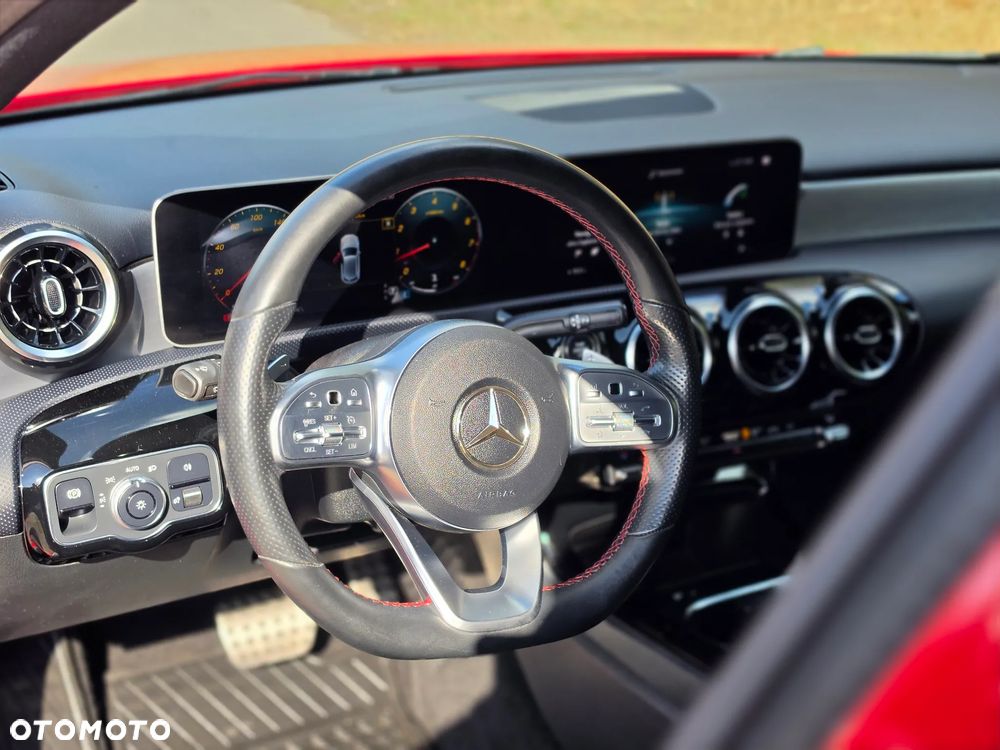 Mercedes-Benz Klasa A 220 AMG Line 7G-DCT - 20