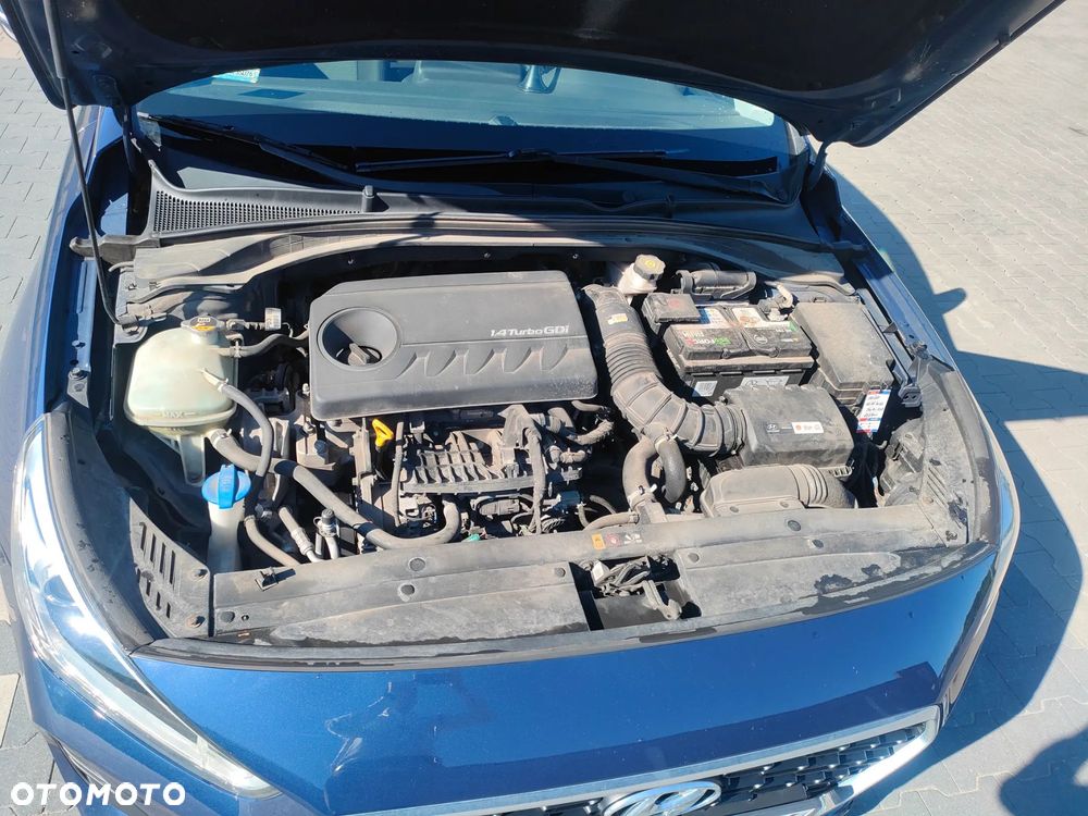 Hyundai i30 1.4 T-GDI Classic + DCT - 11