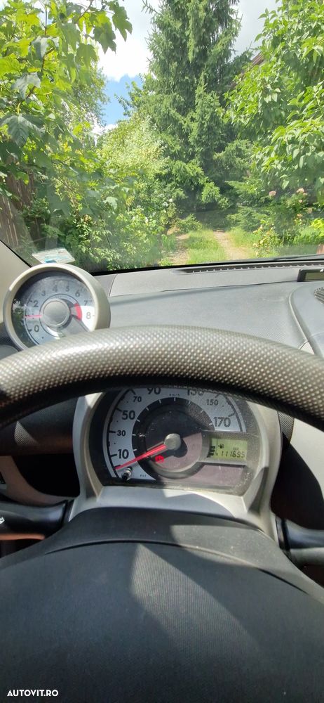 Peugeot 107 One 1.0 E - 8
