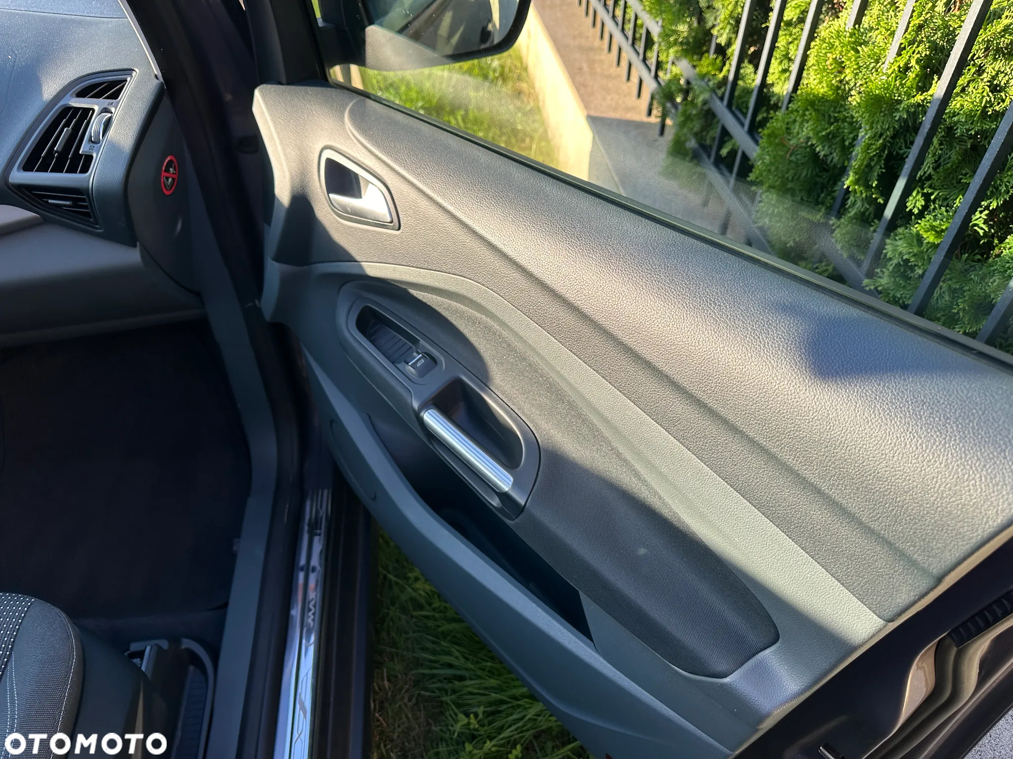 Ford C-MAX 2.0 TDCi Titanium - 21