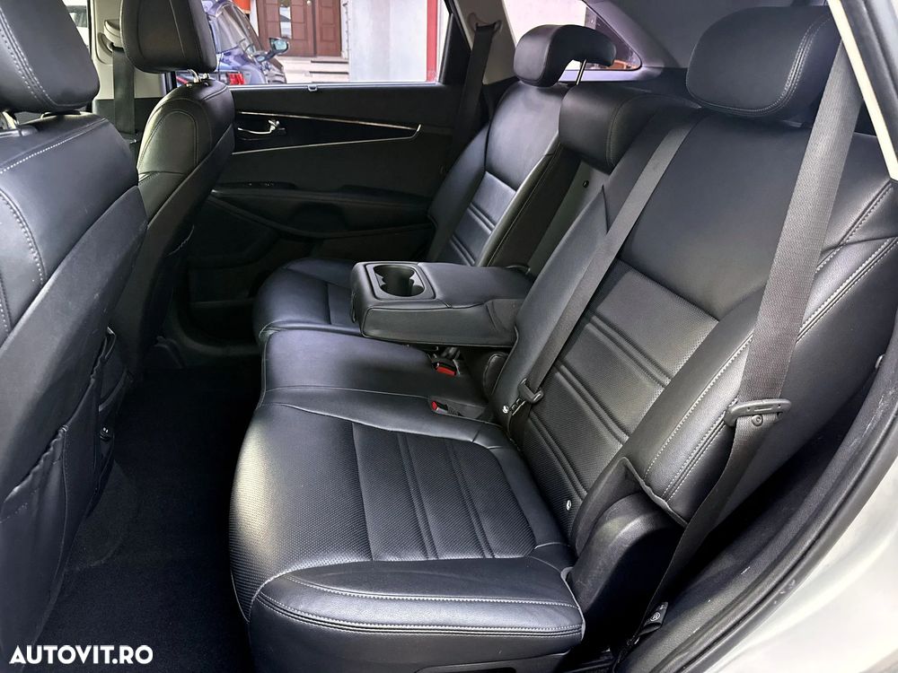 Kia Sorento 2.0 DSL 6AT 4x4 Nova - 17
