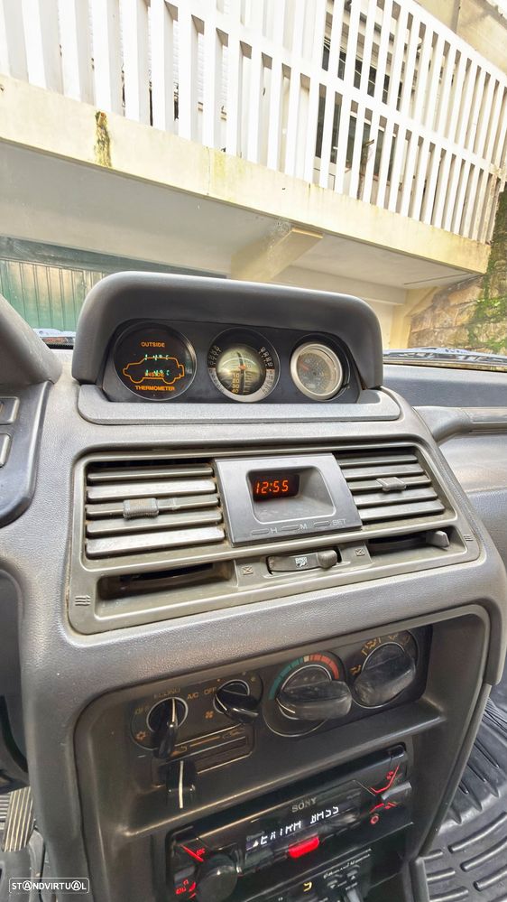 Mitsubishi Pajero 2.5 TDi GLS - 13