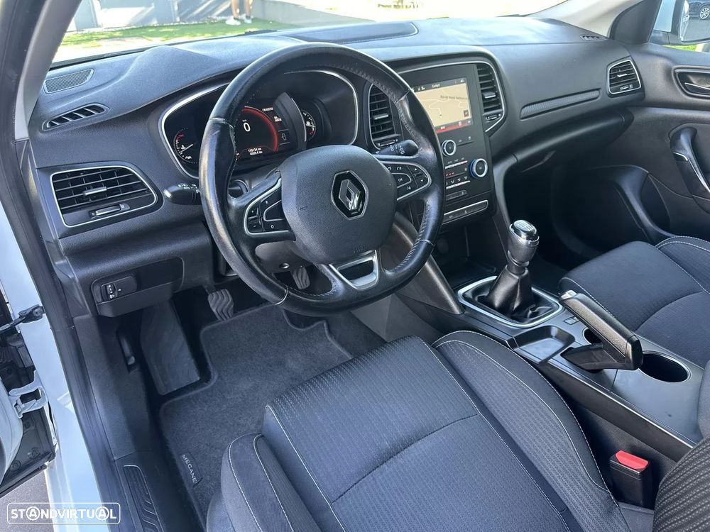 Renault Mégane Sport Tourer - 24