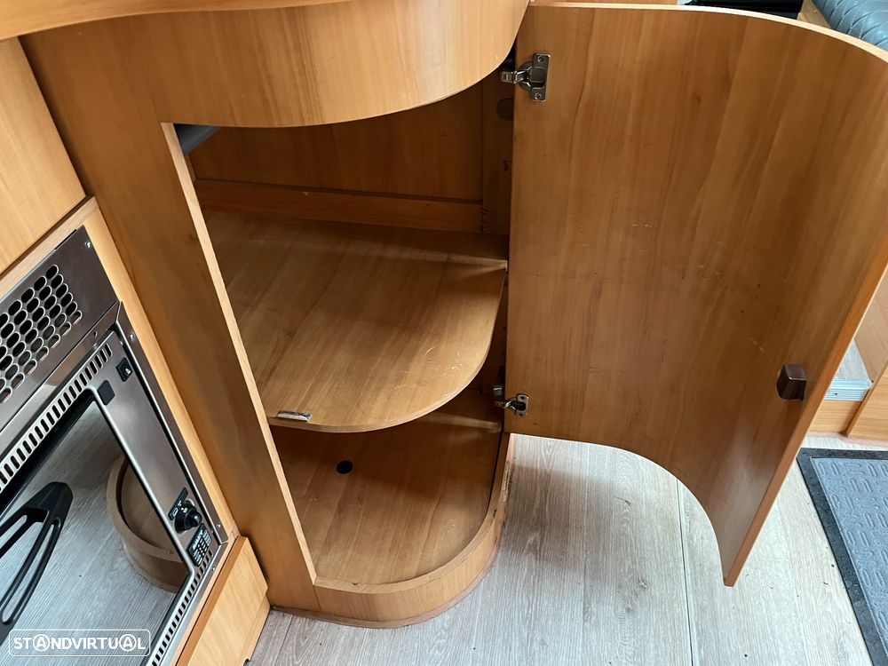 Adria Adriatik Coral S680 SP - 26