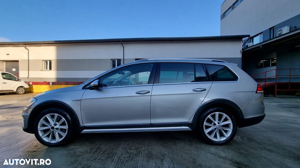 Volkswagen Golf 2.0 TDI DSG 4Motion - 2