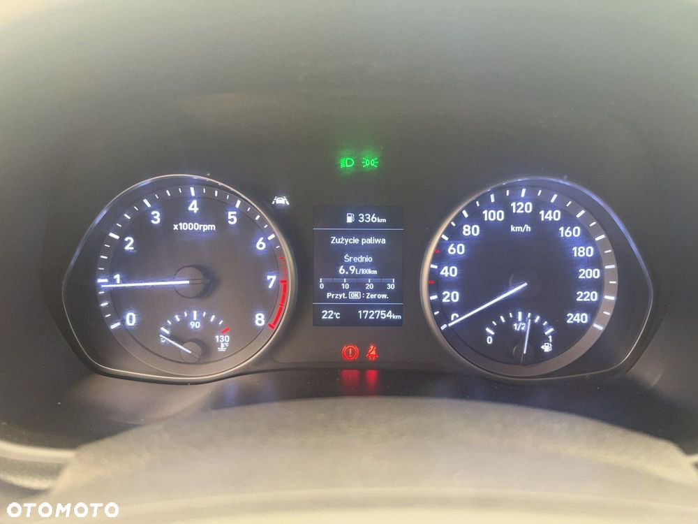 Hyundai i30 1.5 DPI Classic + - 15