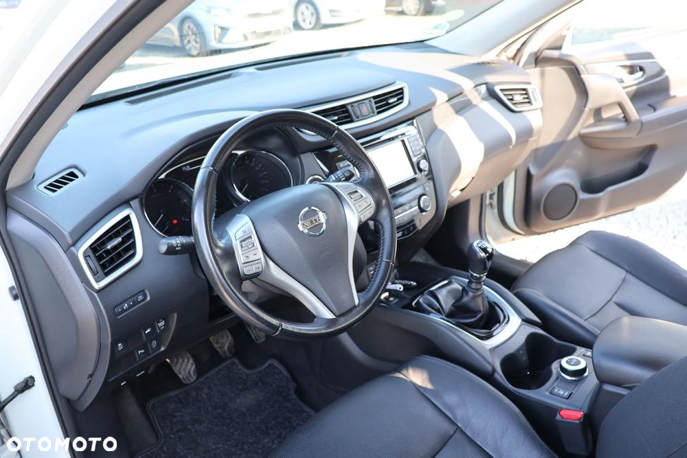 Nissan X-Trail 1.6 DCi Tekna 4WD EU6 - 8
