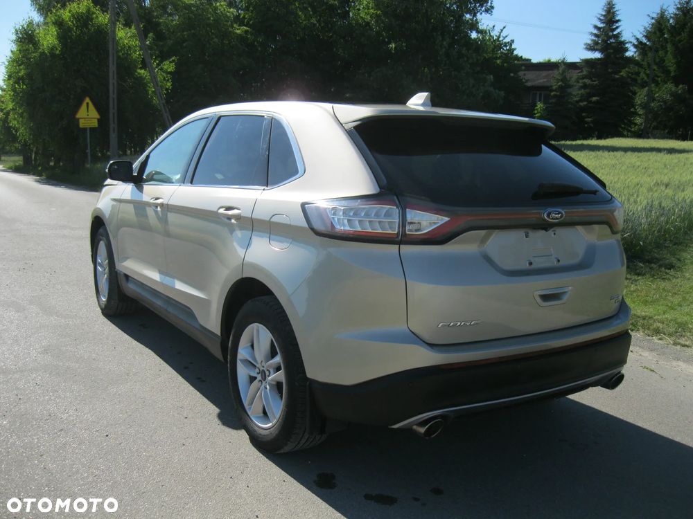 Ford Edge - 4