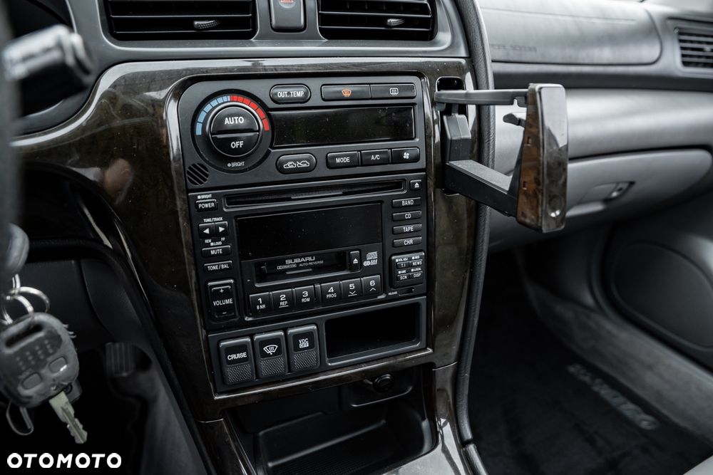 Subaru Outback 3.0 H6 - 31