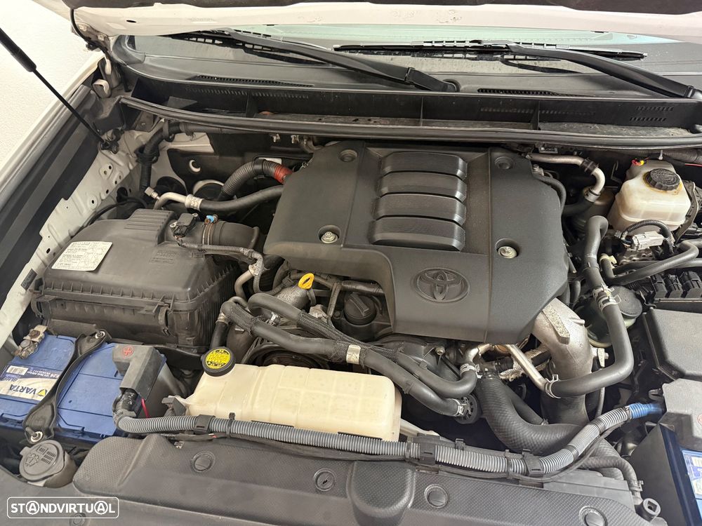Toyota Land Cruiser 3.0 D-4D Auto 60th Anniversary - 18