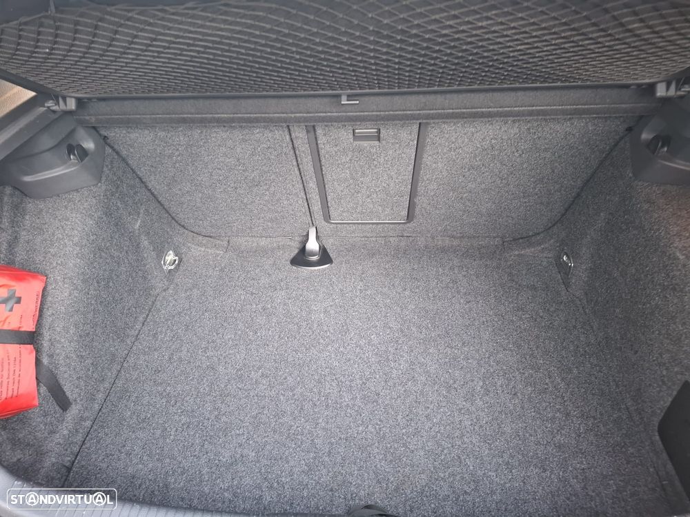 VW Golf 1.9 TDi Confortline - 31