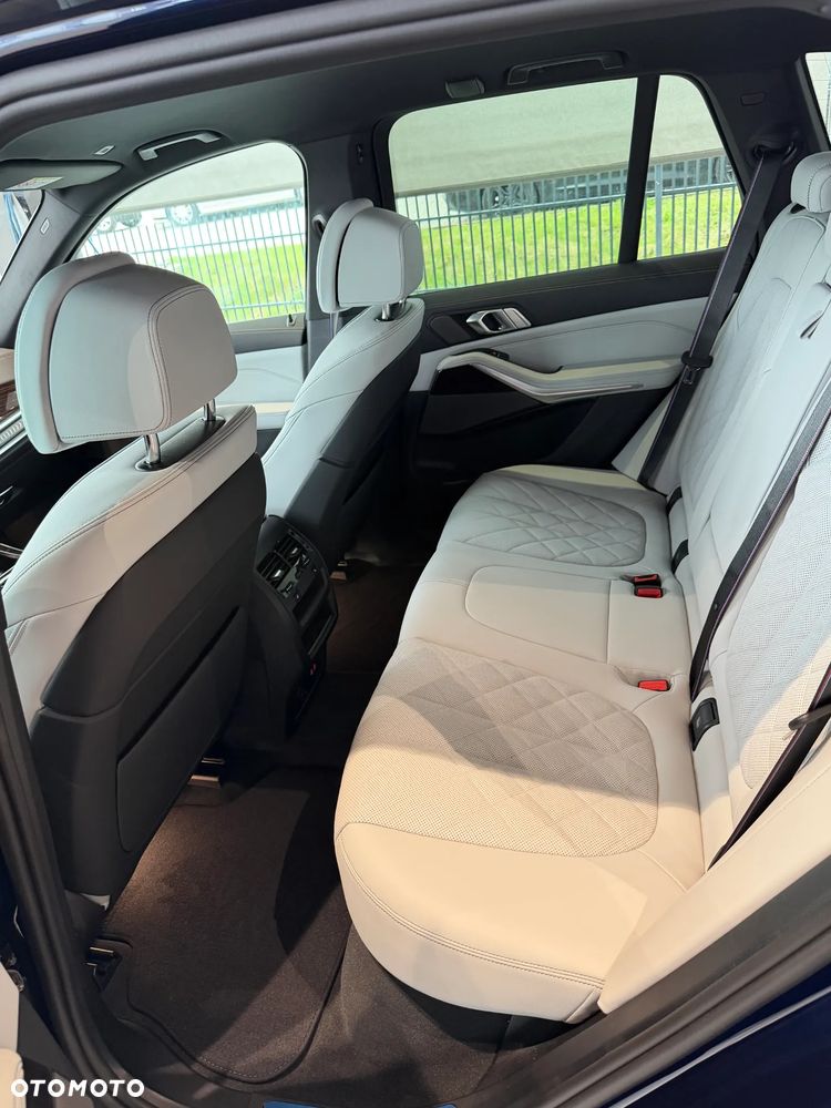 BMW X5 xDrive30d - 27