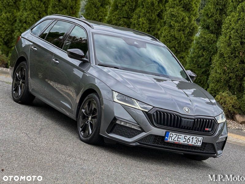 Skoda Octavia 2.0 TDI DSG 4x4 RS Plus - 9