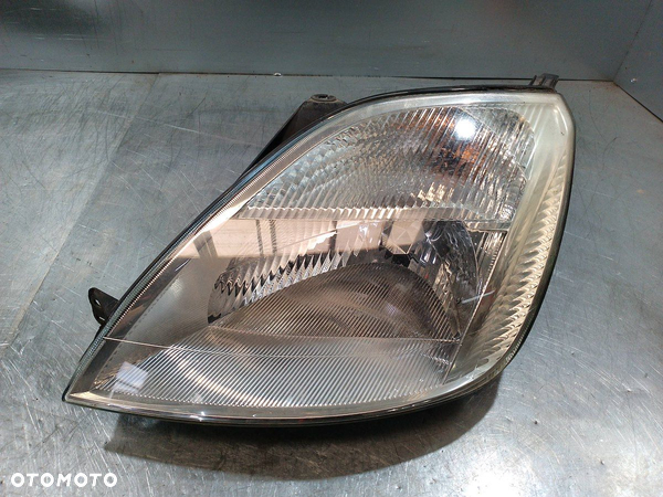 LAMPA LEWA PRZÓD FORD FIESTA MK6 2S6X-13W030-AH