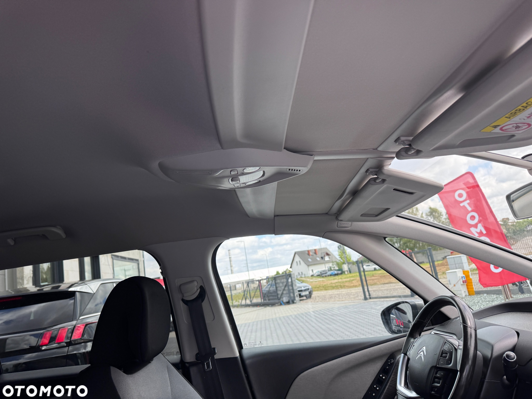 Citroën C4 Grand Picasso PureTech 130 Stop&Start SHINE - 24