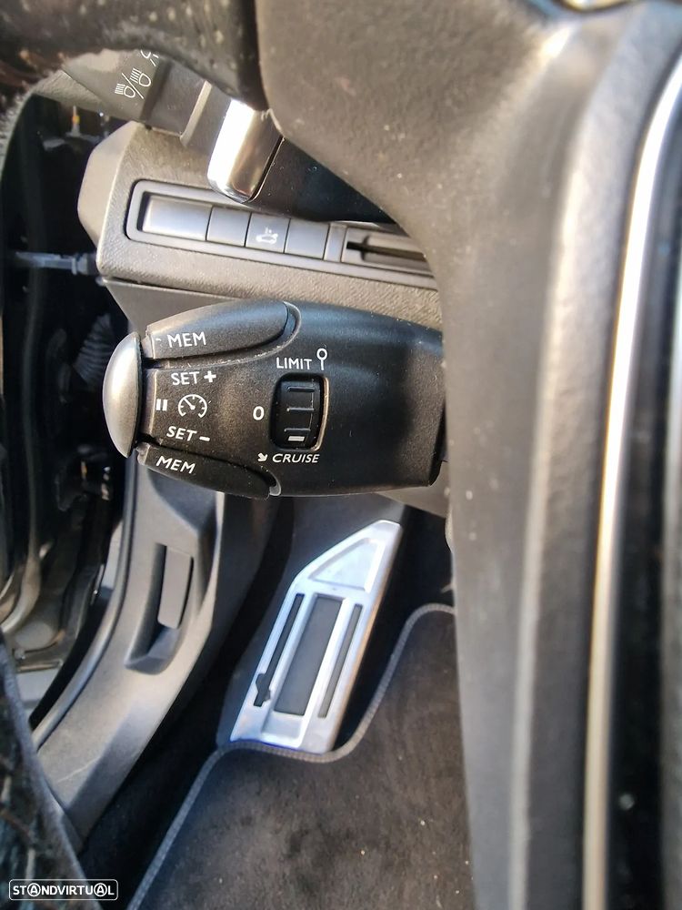 Peugeot 5008 BlueHDI 130 EAT8 GT - 36