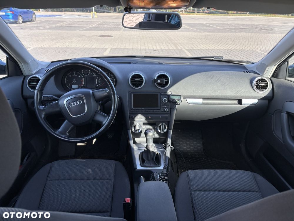Audi A3 Sportback - 8