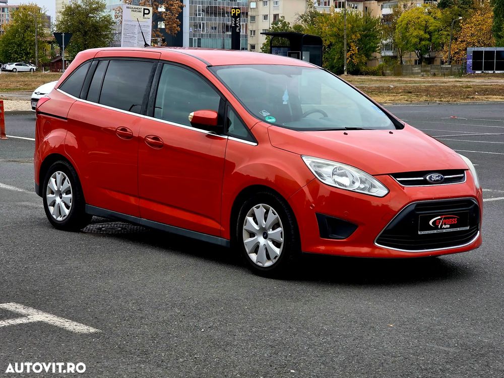 Ford Grand C-Max 1.6 EcoBoost Start-Stop-System Champions Edition - 2