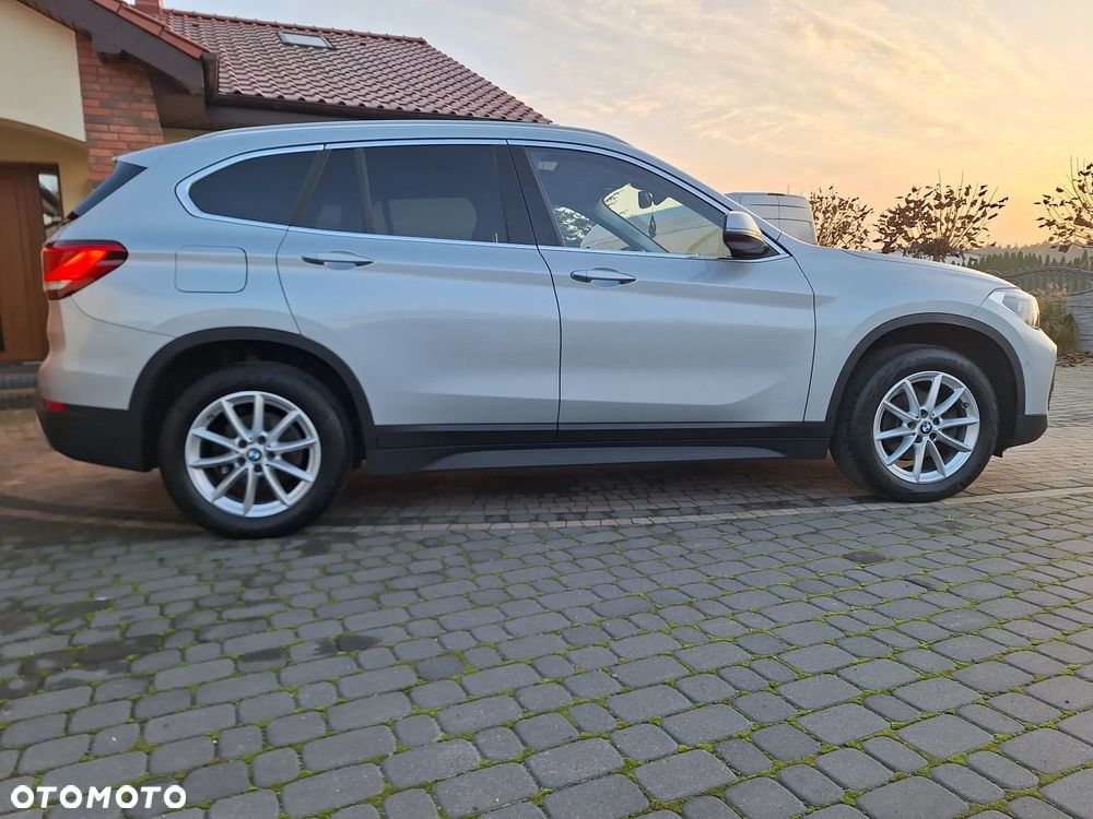 BMW X1 sDrive16d Advantage - 3
