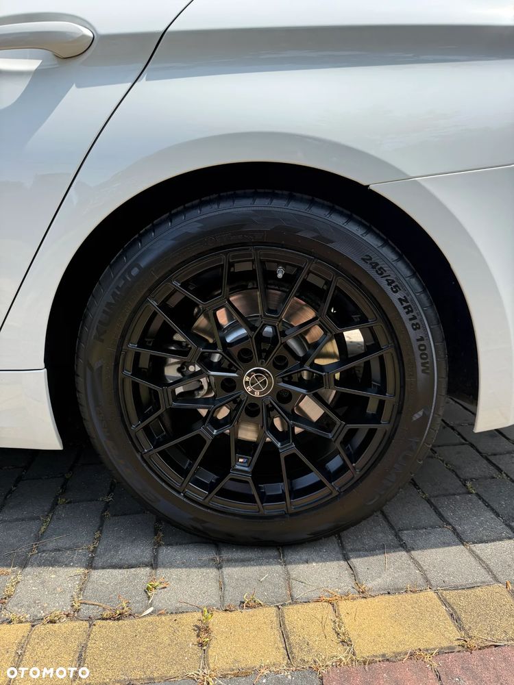 BMW Seria 5 530i M Sport sport - 13