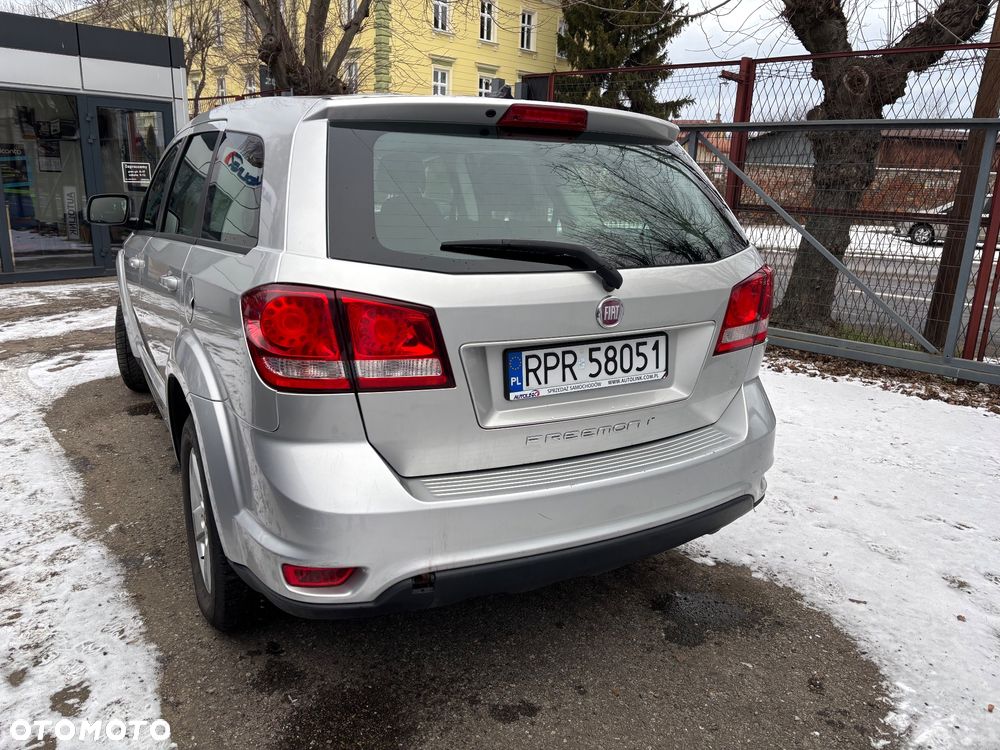 Fiat Freemont 2.0 Multijet 16V DPF Urban - 14