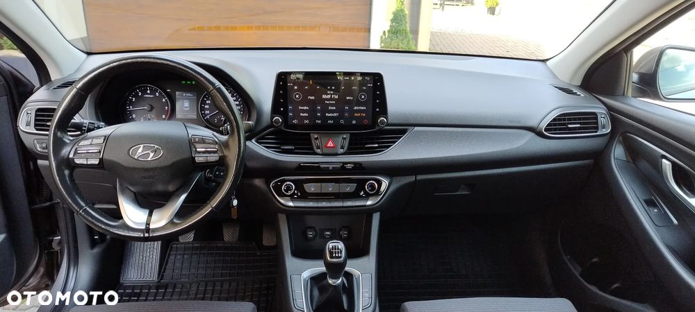 Hyundai i30 1.5 DPI Comfort - 10