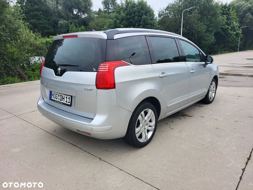 Peugeot 5008 - 19